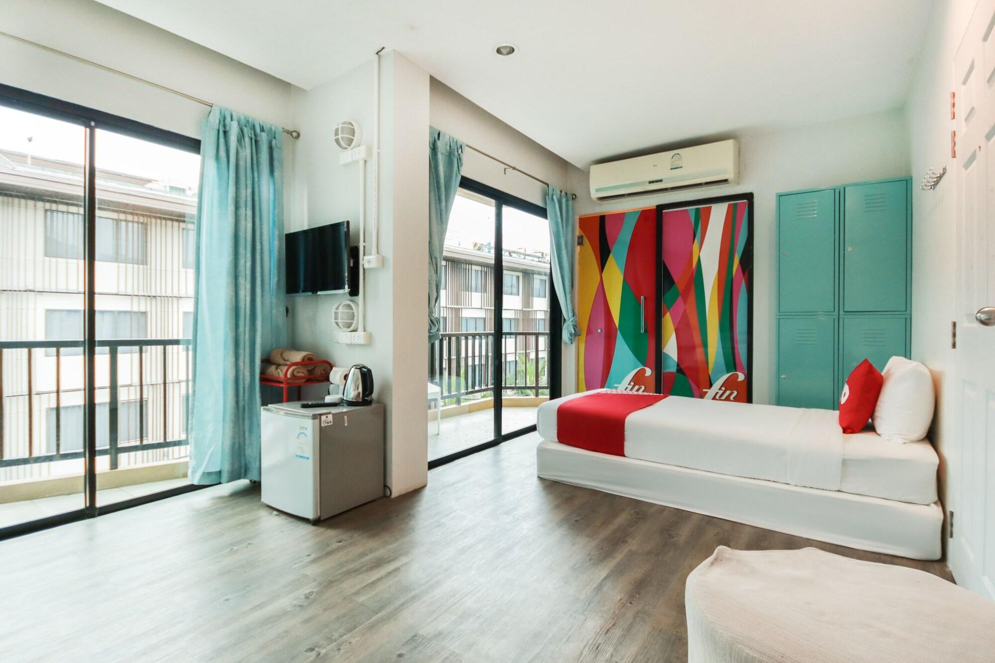 Oyo 1074 Fin Hostel Ката Бийч Екстериор снимка