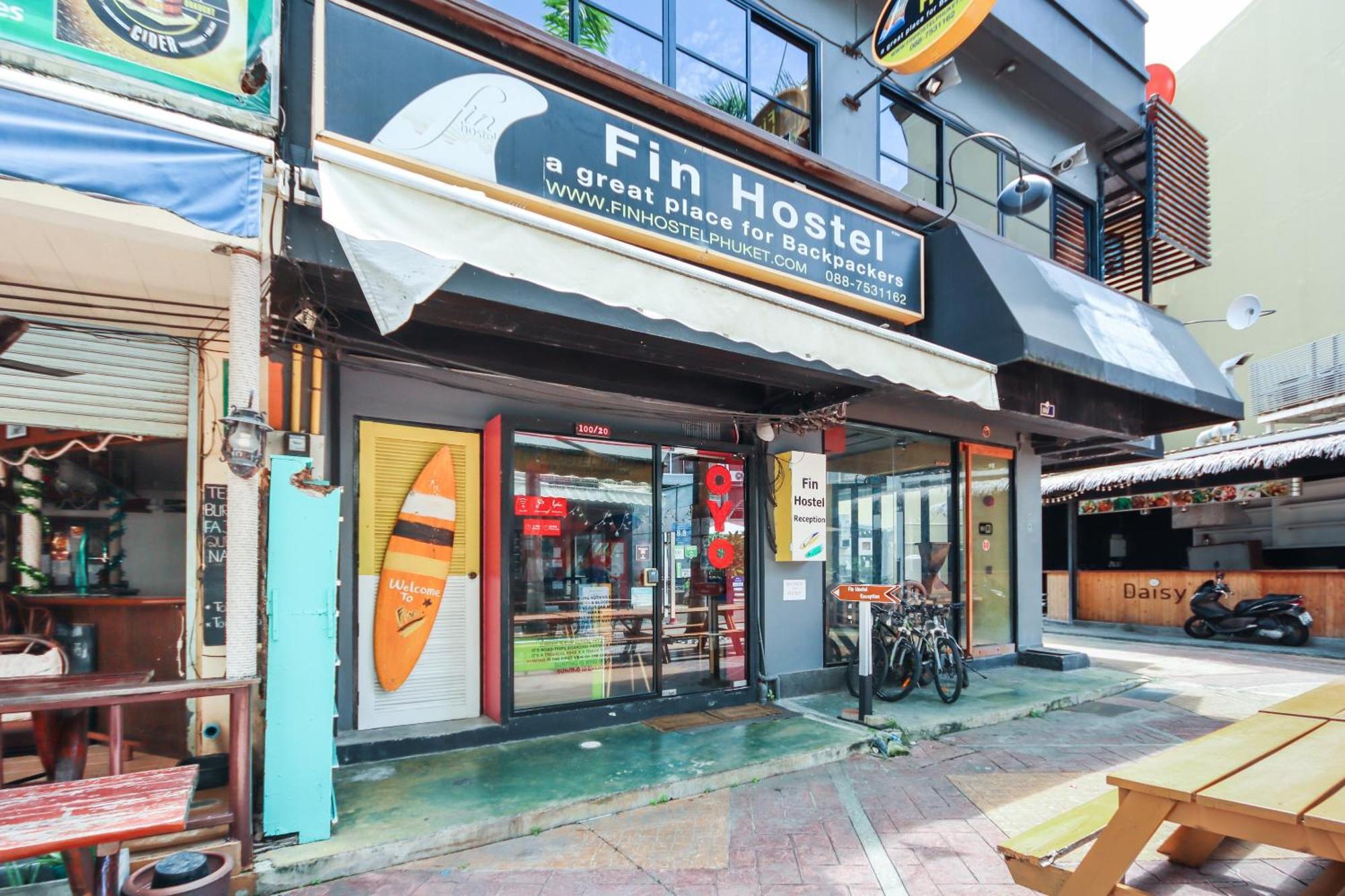 Oyo 1074 Fin Hostel Ката Бийч Екстериор снимка