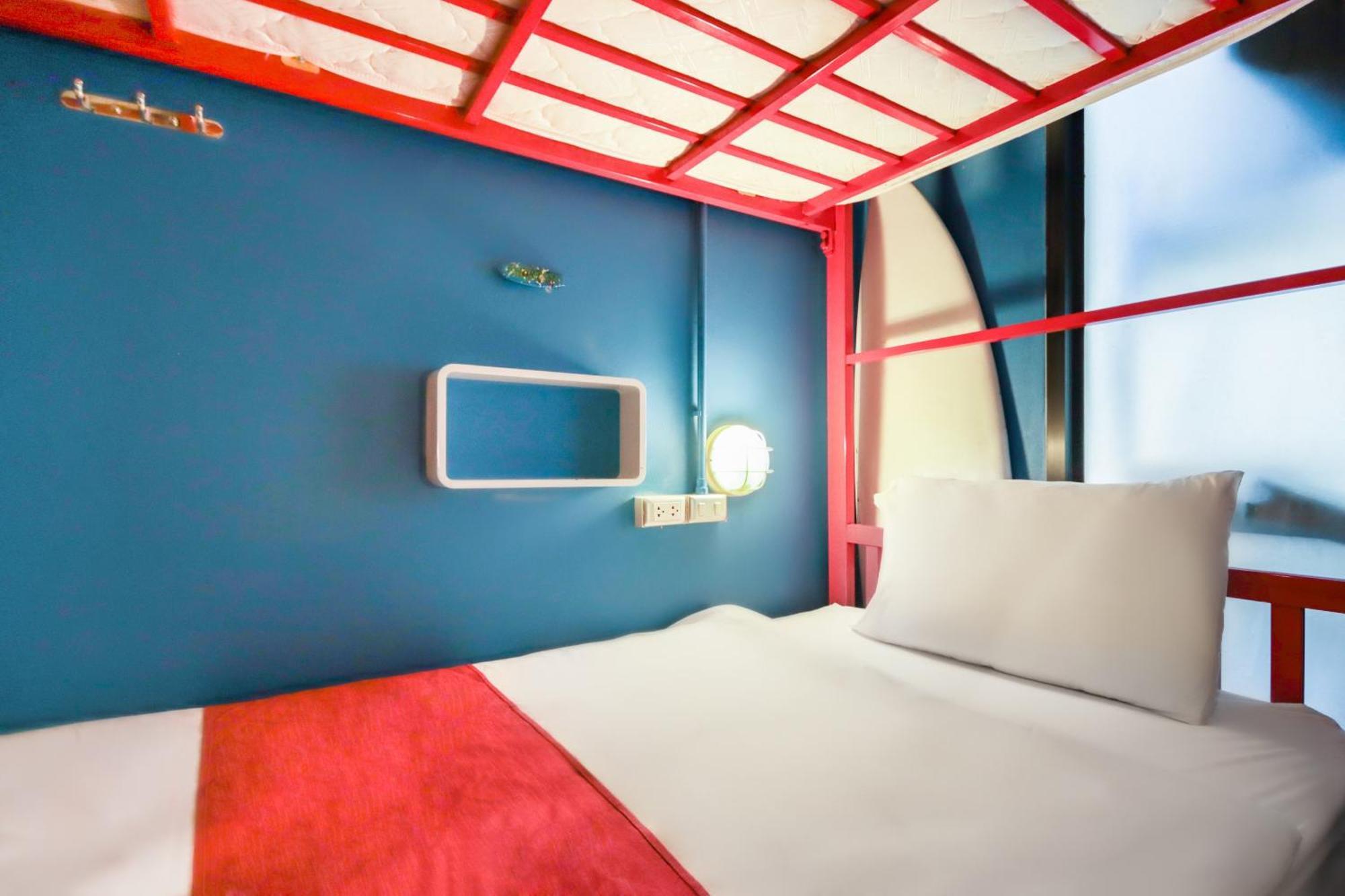 Oyo 1074 Fin Hostel Ката Бийч Екстериор снимка