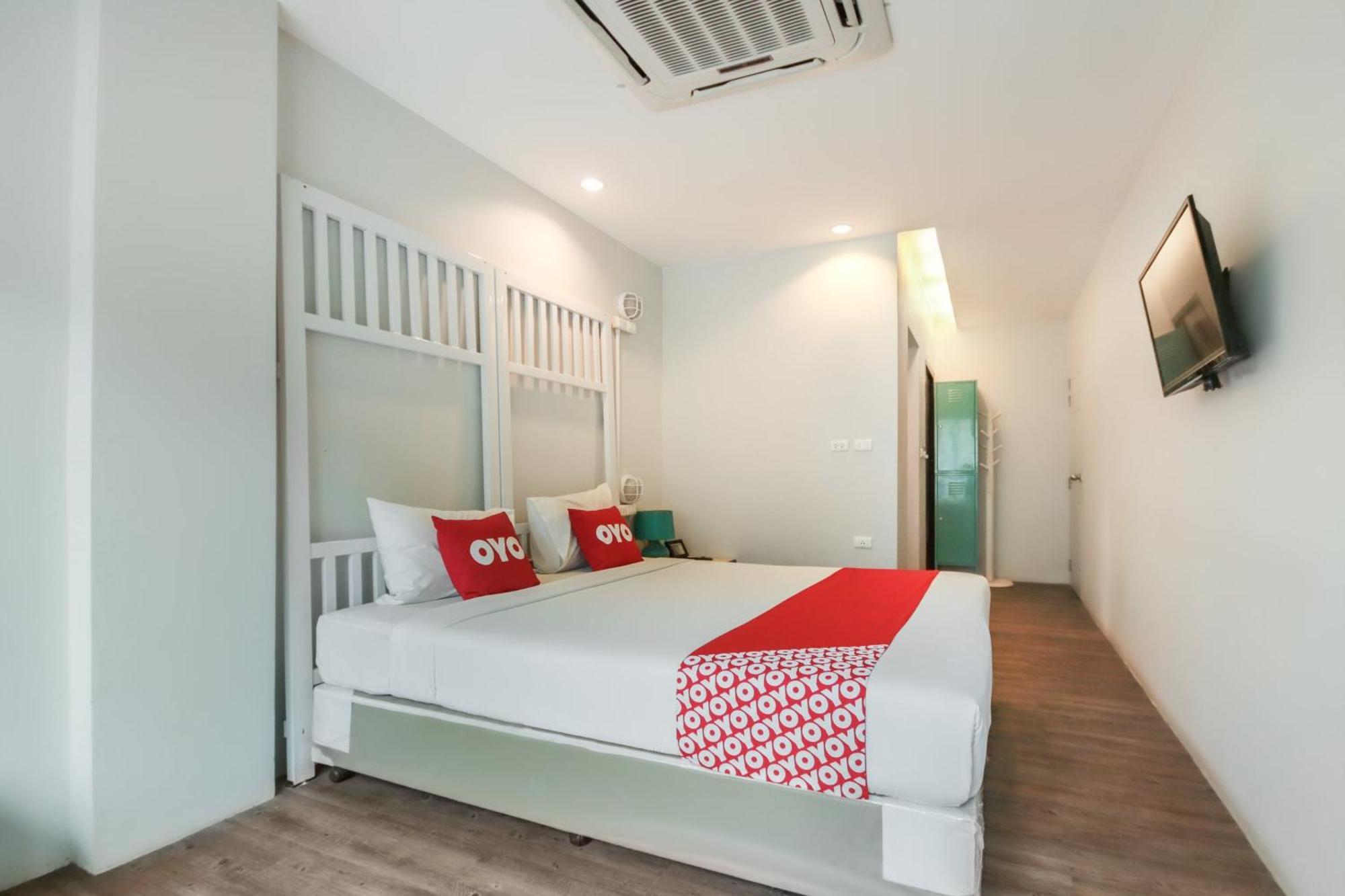Oyo 1074 Fin Hostel Ката Бийч Екстериор снимка