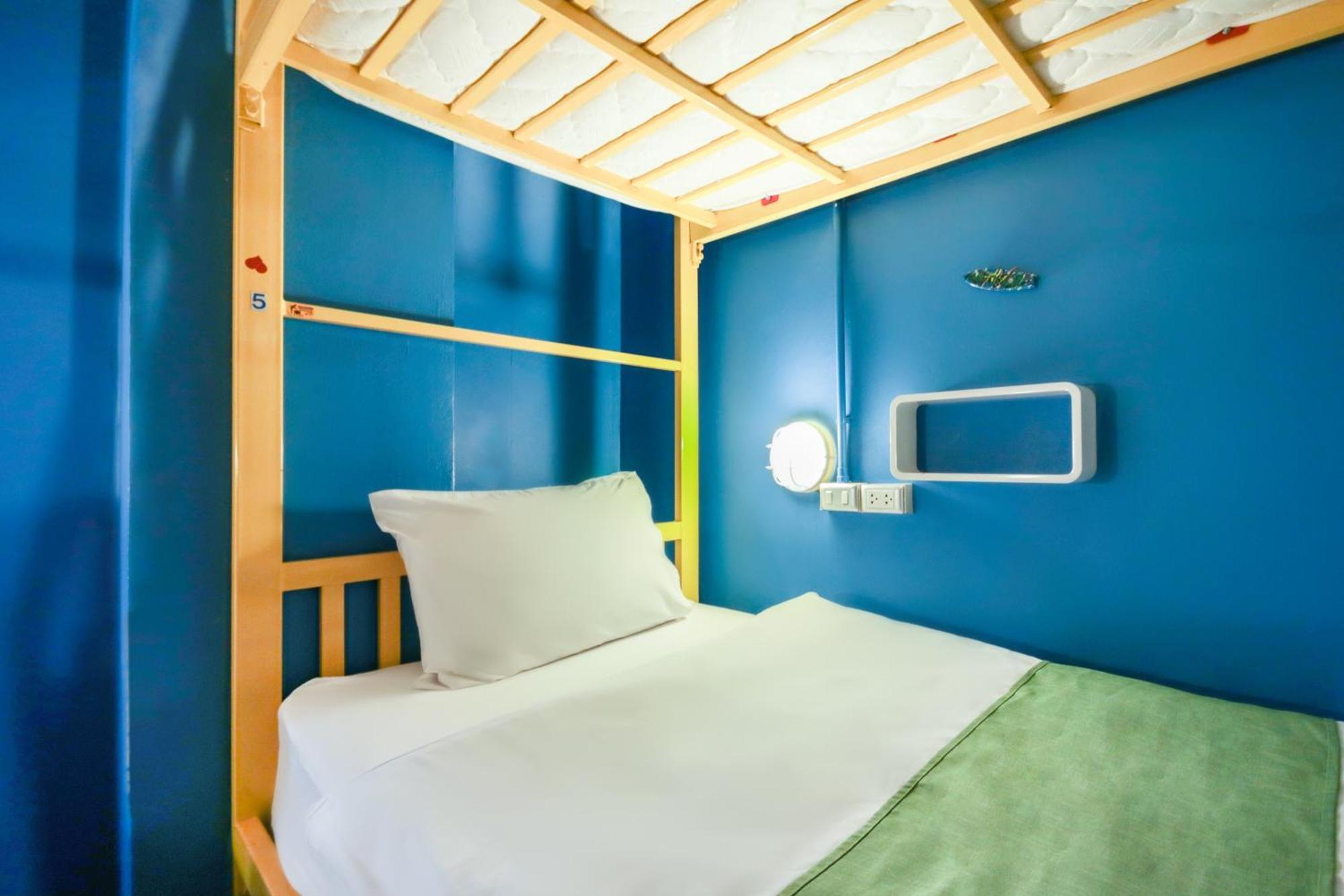 Oyo 1074 Fin Hostel Ката Бийч Екстериор снимка